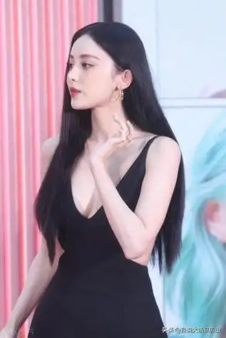 佟丽娅哈妮克孜同时还有一件有趣的事情,根据大数据显示,热卖内衣的