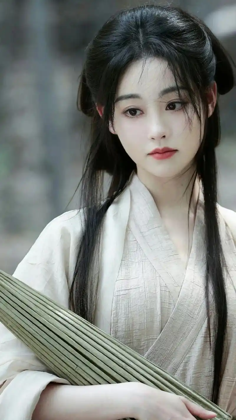 天青色等烟雨,而我在等你#古装 #古风 #古装美人 #祝绪丹 - 抖音