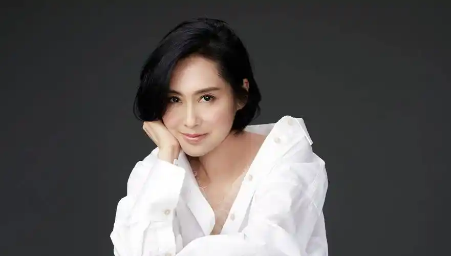 世人皆知紫霞美,殊不知49岁的朱茵拍新娘照美成少女!_仙子_家庭_女神