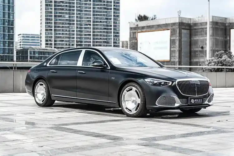 奔驰 迈巴赫 s680 匠心高定首发版.炫黑(磨砂黑)外漆, - 抖音