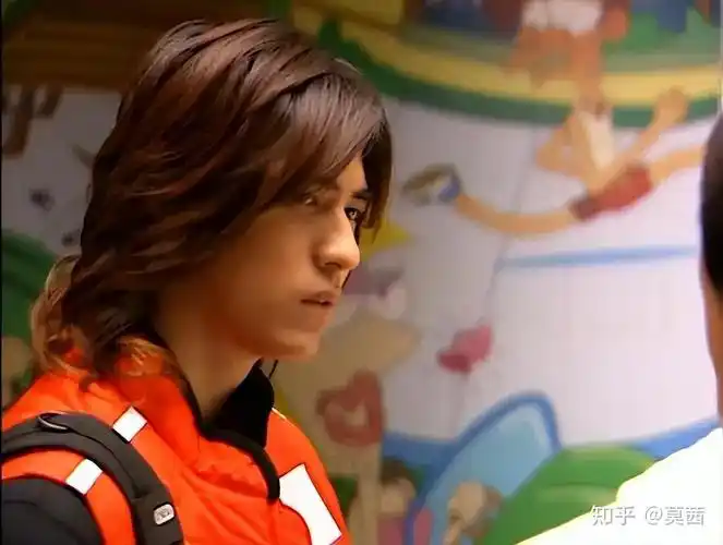 留长发却不娘的6位男明星,个个五官硬朗,野性又帅气 - 知乎