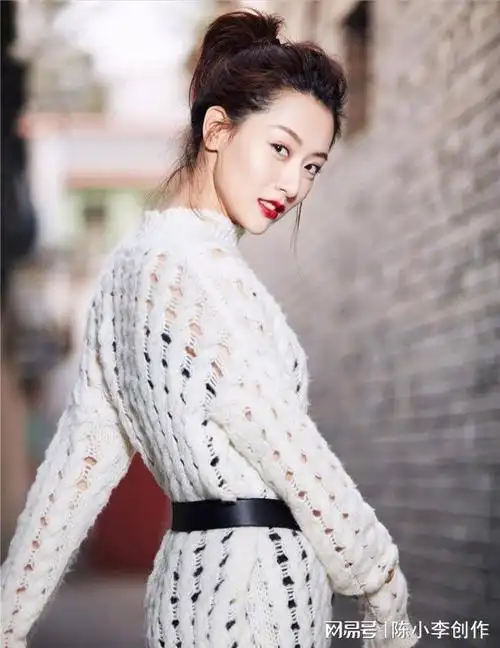 白冰身材性感颜值逆天女神真的是越来越美了