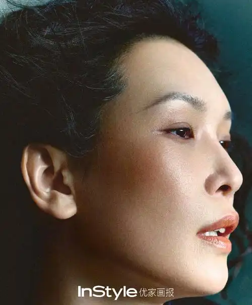 繁花的绿叶c位登封##没有绿叶就没有繁花##instyle封面##时尚新封面