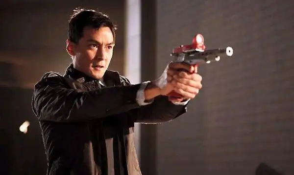 枪王之王里比赛用的是什么枪?