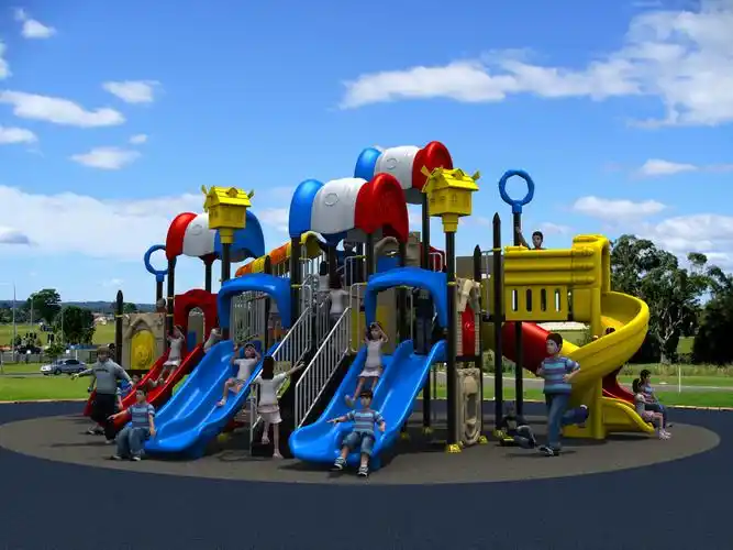 运动户外 游艺设施 组合滑梯 本公司销售特大型百事小屋组合滑梯旋转