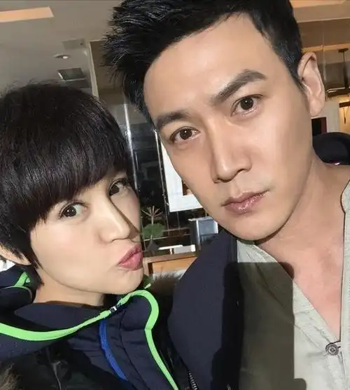 演员陆毅与妻子鲍蕾的婚姻,究竟"打"了多少秀恩爱明星的脸?