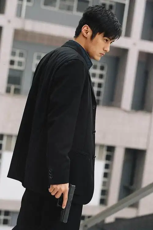 李美琪 / 元华 / 夏雨 / 李冰冰 / 安志杰 / 龙比意 / 梁洛施