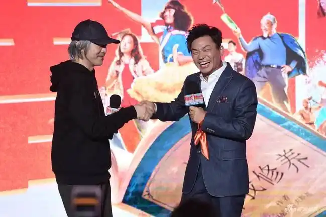 周星驰携王宝强亮相回应炒冷饭质疑