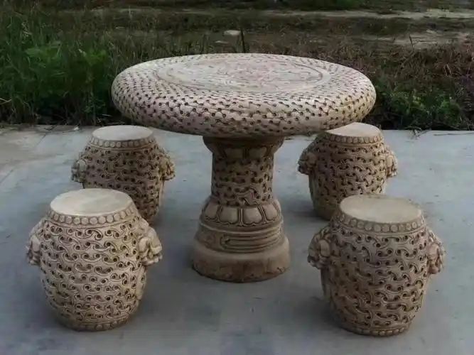 石桌石凳一套5件