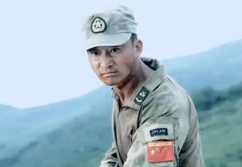 战狼大结局里雇佣军为何不敢向冷锋开枪