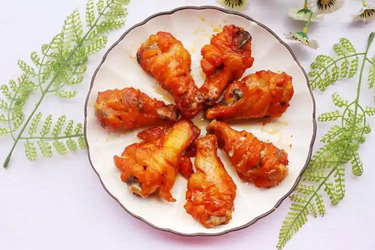 原创烤箱版的奥尔良鸡翅根鲜嫩入味做法简单比买的好吃多了