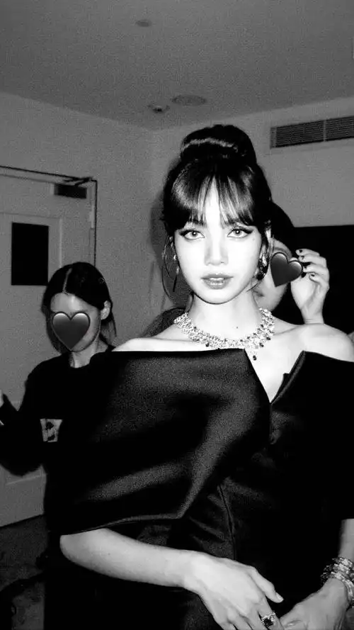 lisa美神降临##lisa宝格丽全球品牌代言人