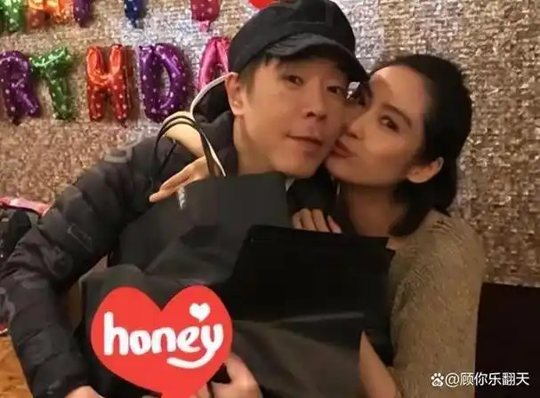 朱茵最终决定与黄贯中结合,这让众人感到不解,直到黄贯中参演《披荆