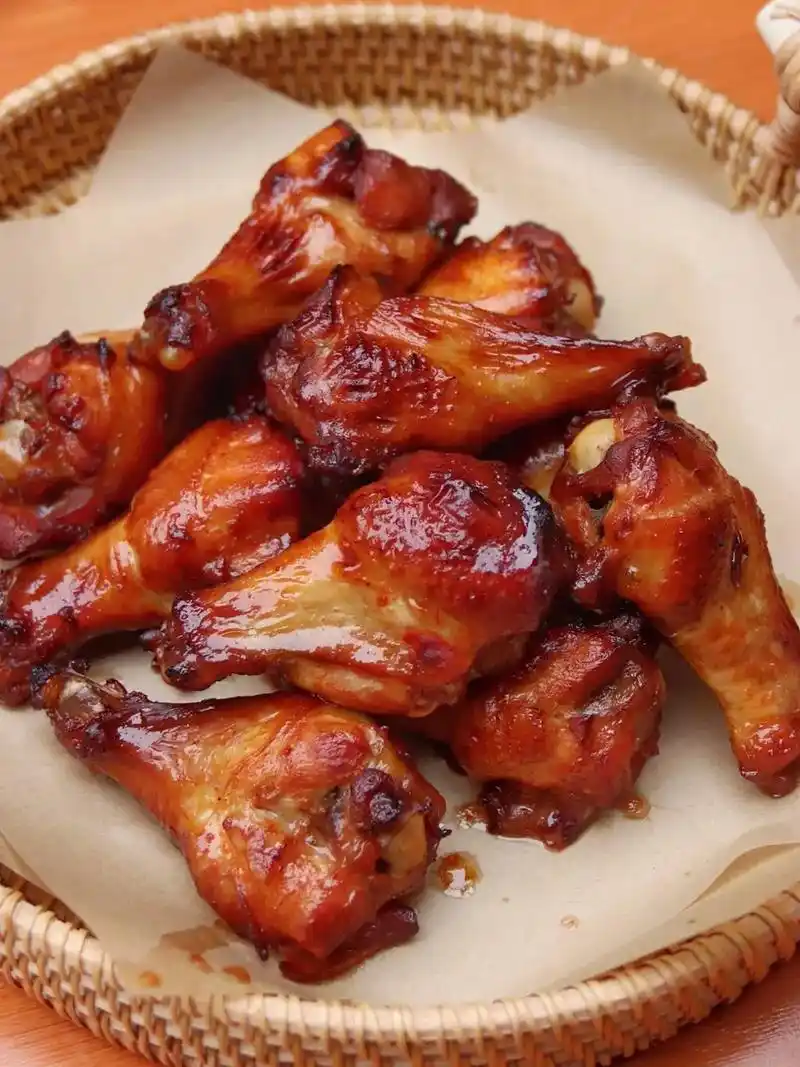 艾特那个事事有回应的人 给你做蜜汁奥尔良烤翅根#治愈系美食  - 抖音