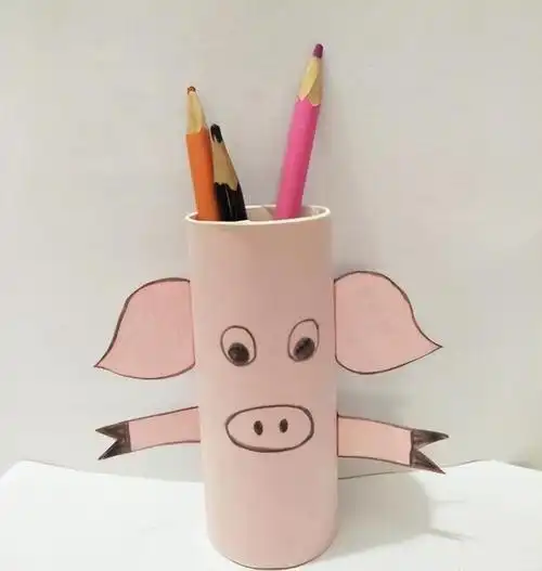 儿童手工废物利用简易小手工废纸筒做笔筒
