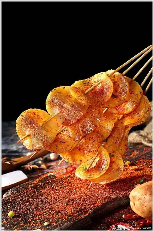 大气辣椒面土豆片烤串图片素材
