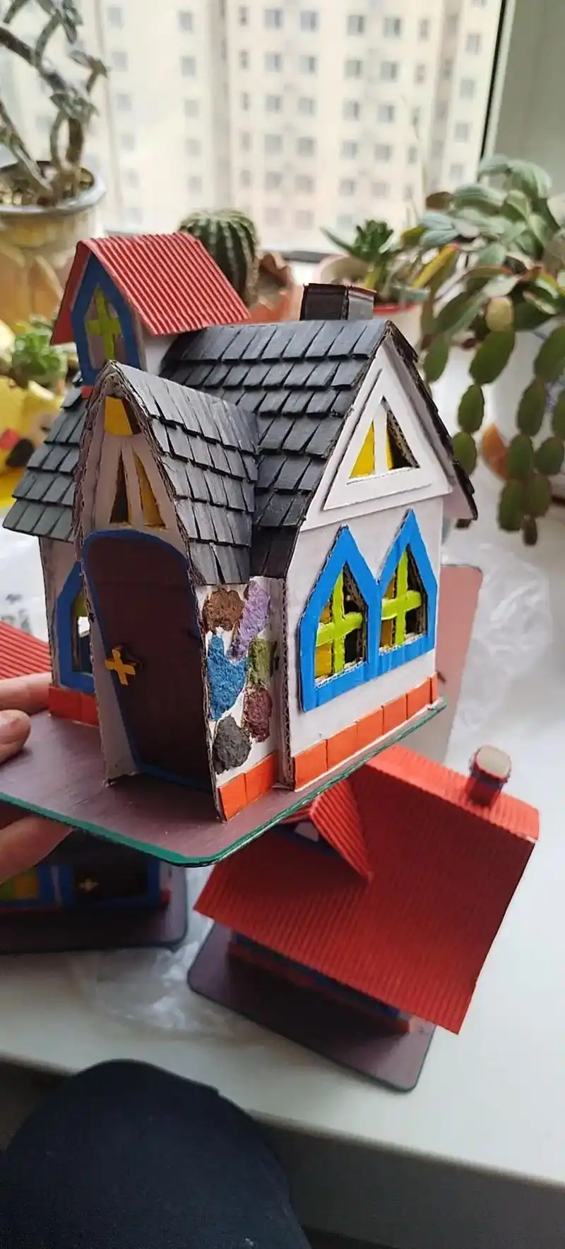 纸壳房子小手工 - 抖音