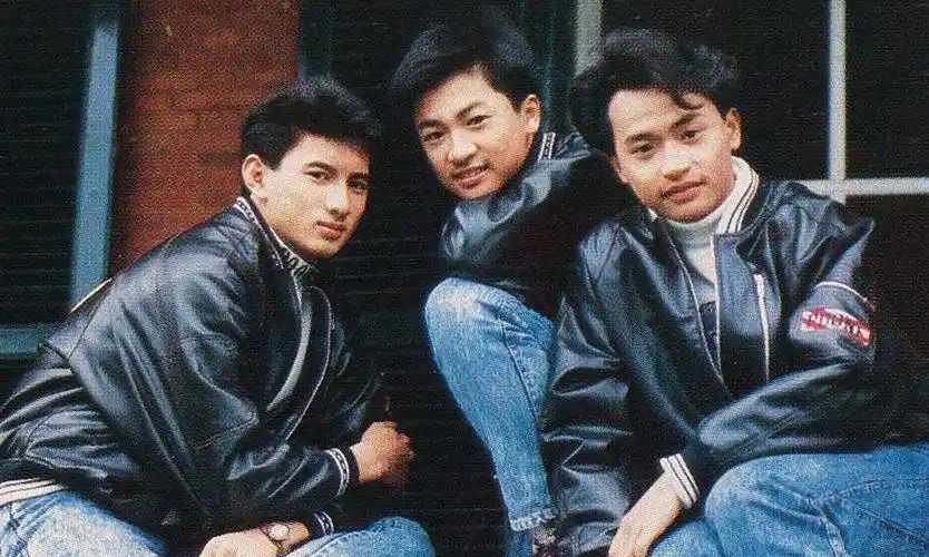 小虎队三人发展现状,他迎娶女神,他电影过亿,他奇装异服辣眼睛