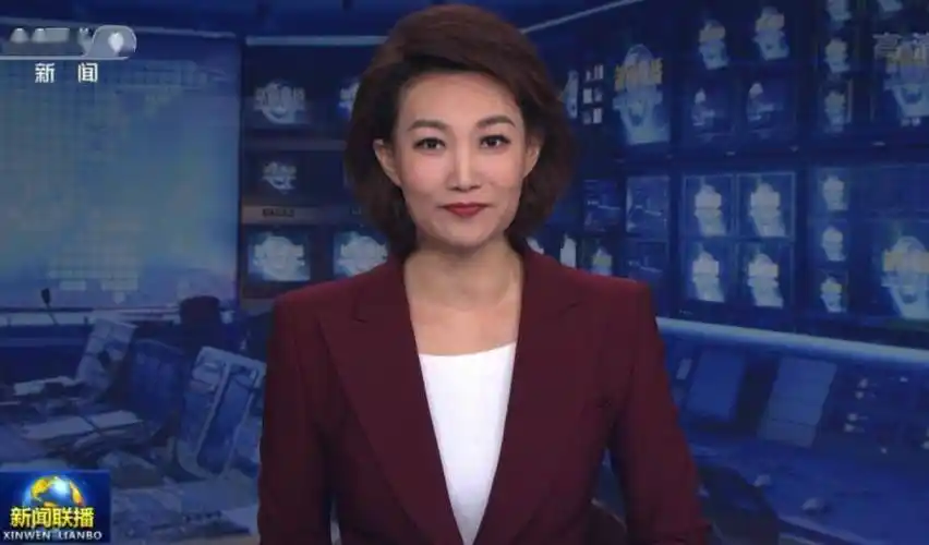 话题拉满!故宫出手 央视新闻联播主持人到场宣传!避暑山庄的灯会到底