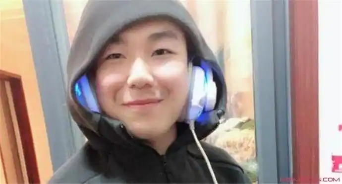 仙某某为什么去斗鱼了 仙某某签斗鱼多少钱