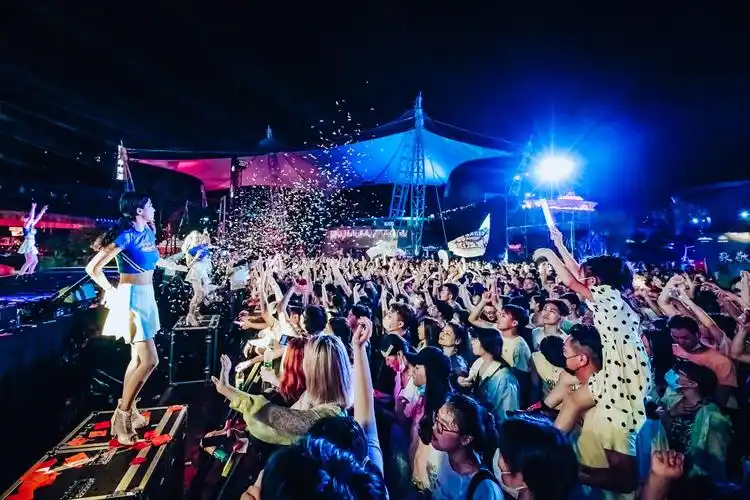 2021武汉欢乐谷hoha电音节7.3即将开幕 点亮江城夏夜