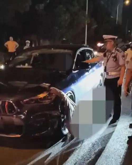 医疗费还欠90多万|宝马车|电动车|宝马汽车|宝马索伯车队_网易订阅