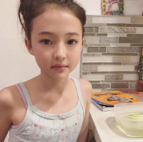 女孩有没有早恋过嘴上说的不是很准确看这3出一看一个准