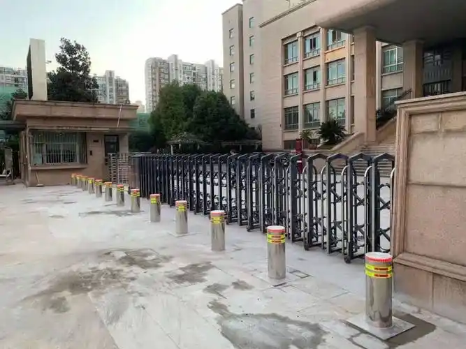 银川219直径防撞液压柱升降式挡车器学校隔离警示电动路桩