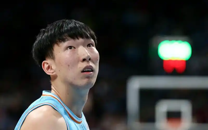 周琦效力哪支cba球队,最大的决定权仍在新疆广汇