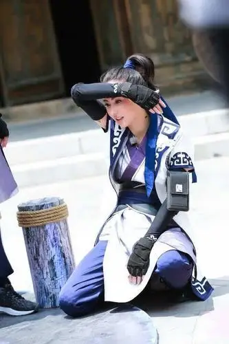 张柏芝女扮男装嫩如十三年前 颜值巅峰又回来了