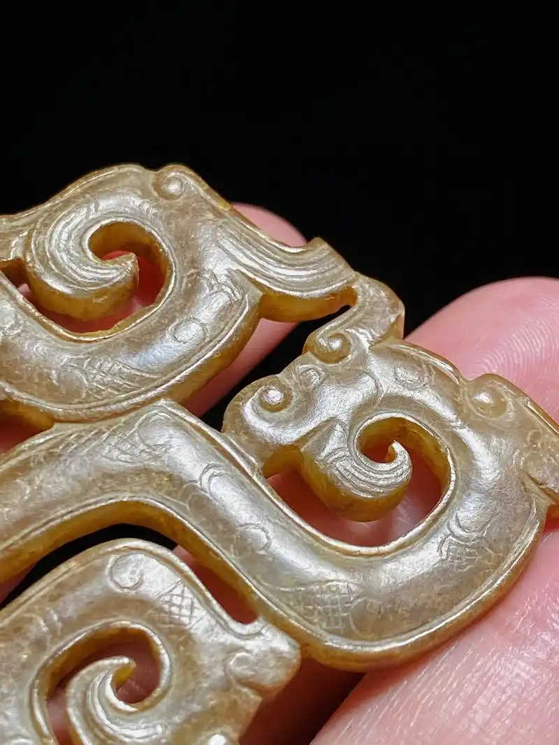 汉 和田玉籽料受沁 螭龙纹 玉佩 挂件