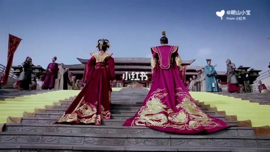 东宫李承鄞曲小枫大婚可怜可叹两个女人