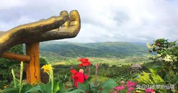宿雾这个网红景点,因造型独特的佛手走红,是很多人打卡的地方