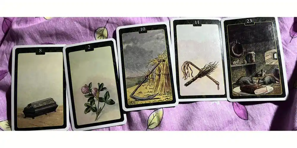 工作:棺材 四叶草 镰刀 鞭子 老鼠.