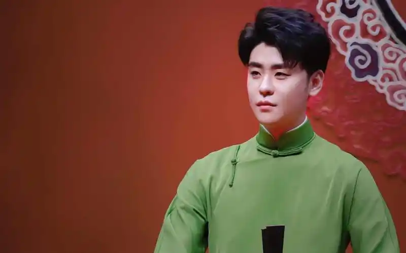 张云雷司鼓第二场秋香绿大褂