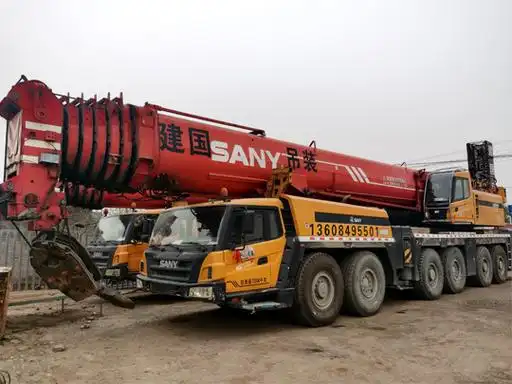 c-汽车起重机 -- 道路清障车辆 -- 履带吊 -- 履带起重机 -- 25吨吊车