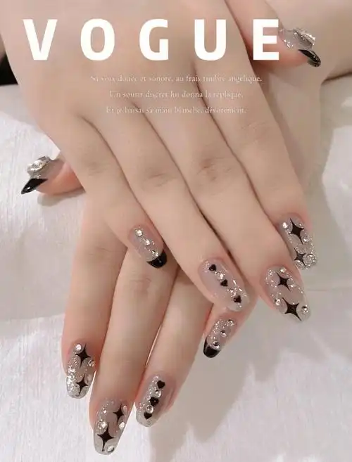 美甲设计款完成