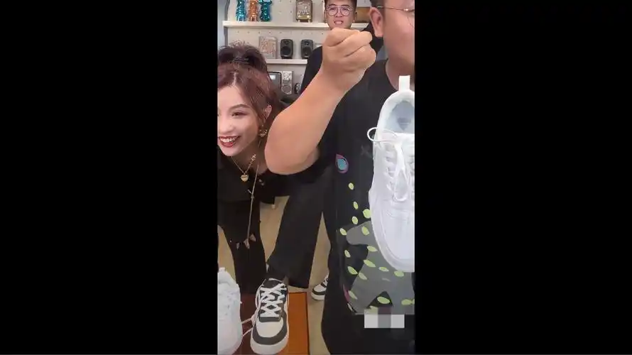 dy陈翔六点半 球球 240814 直播录屏 好身材