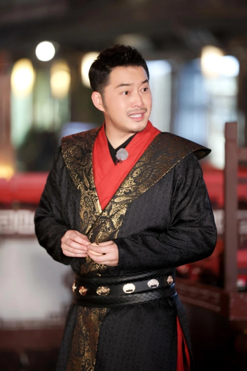 "主角"竟在我身边,《奔跑吧》全员"穿书"寻找"前世之旅"?