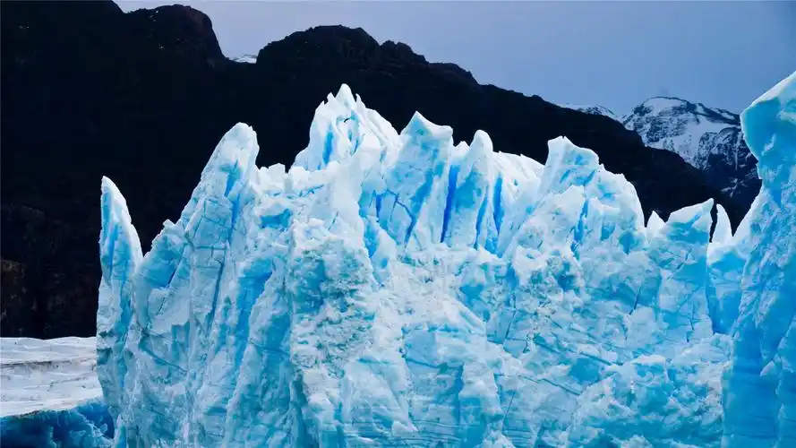冰山雪原唯美高清桌面壁纸