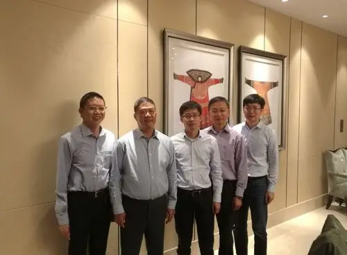 "信义玻璃行政总裁兼执行董事董清世略带自信地表示.