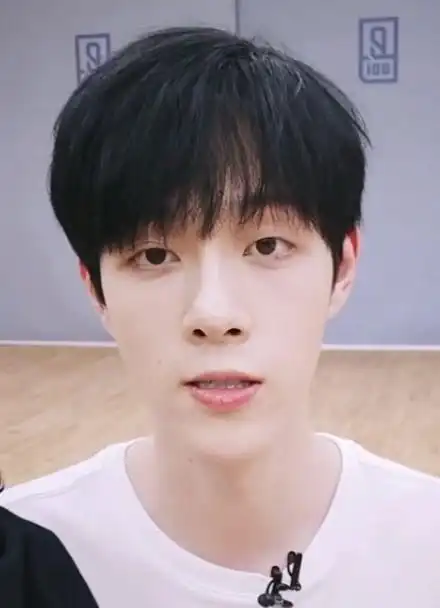 《青春有你》【竖版】三阶段礼物解锁感谢视频—王喆