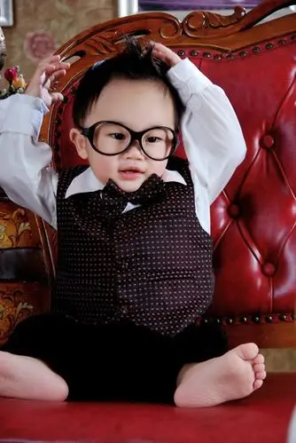 宝贝的周岁艺术照.(国历1月21)_宝宝树