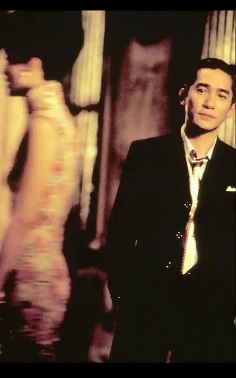 差他一点帅气.#梁朝伟#张曼玉#花样年华 - 抖音