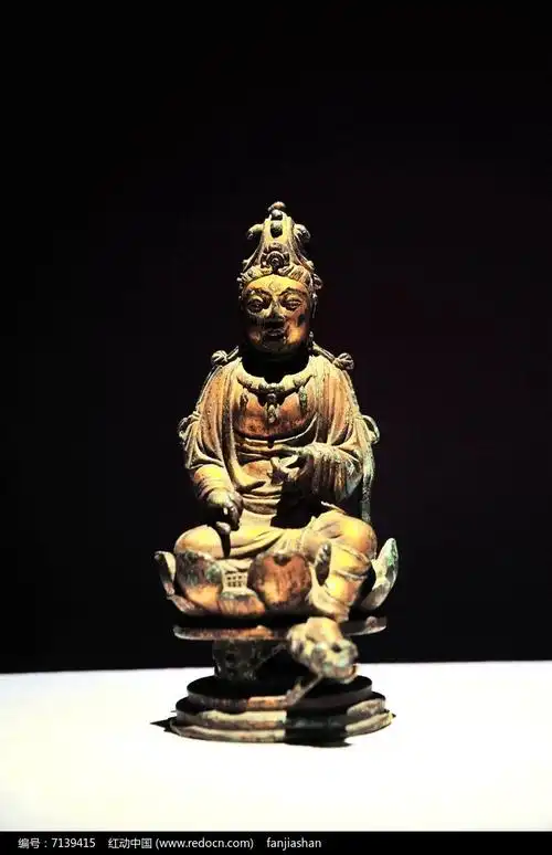 辽代铜鎏金菩萨像