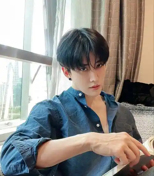 努力学中文的mike哥哥,燃爆披荆斩棘初舞台_中国_浪漫满屋_专辑