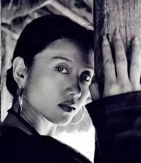 名利场 | 年轻时的杨丽萍,美的像幅画!