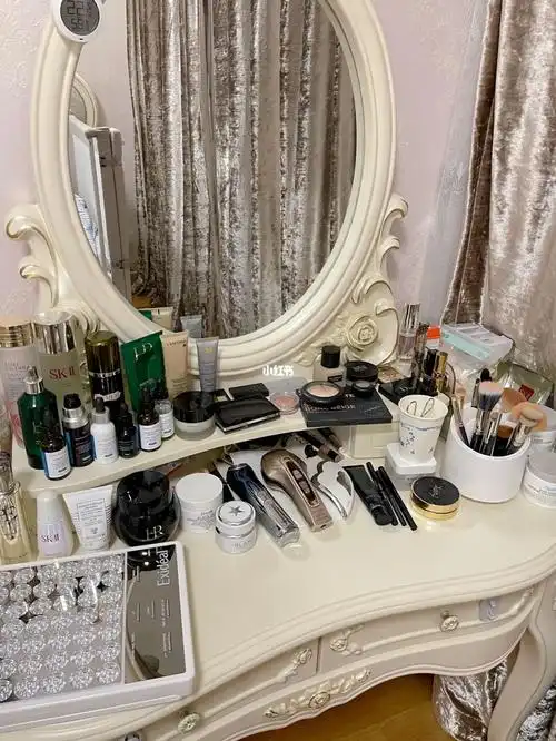 化妆品水平梳妆台分享