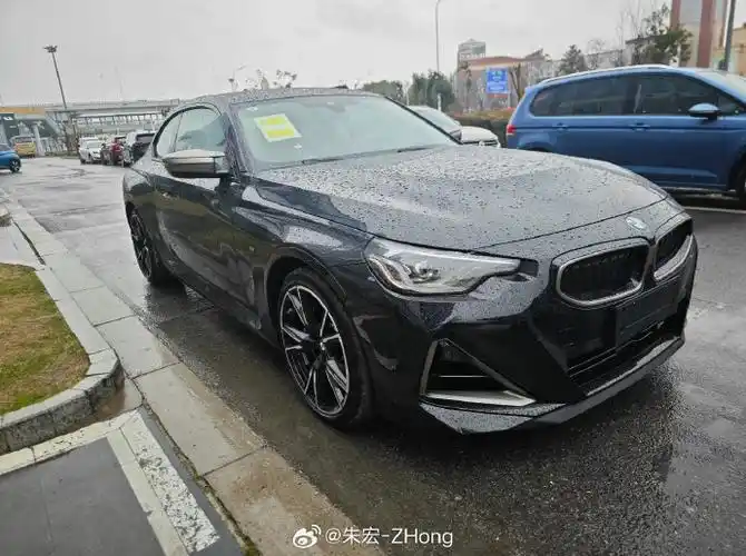 宝马m240i 宝石青 黑内