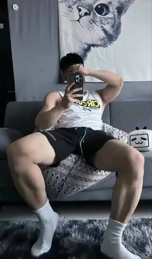 帅气领导魅力无限:我眼中的赵范亮_男人_工作_肌肉